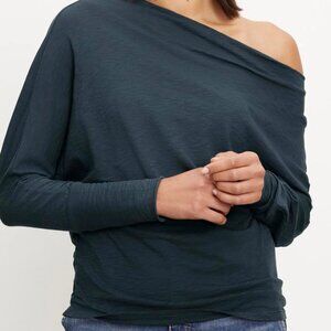 NWT Velvet by Graham & Spencer Novalee Dolman Tee
